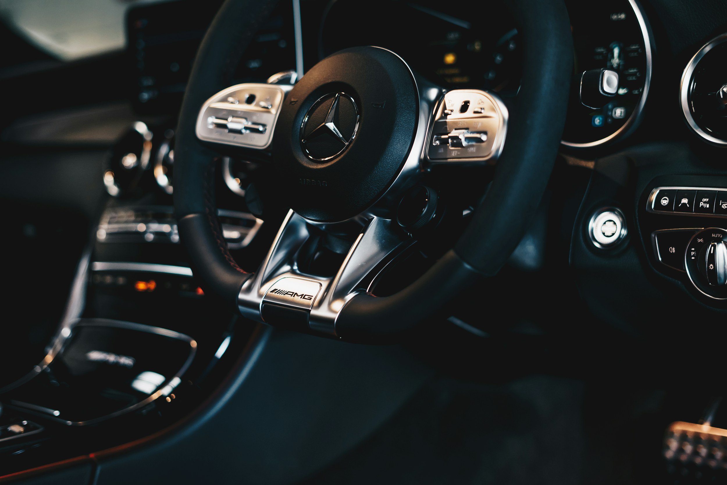 Professional Chauffeur Service in Honolulu | VIP Private Drivers in Oahu
